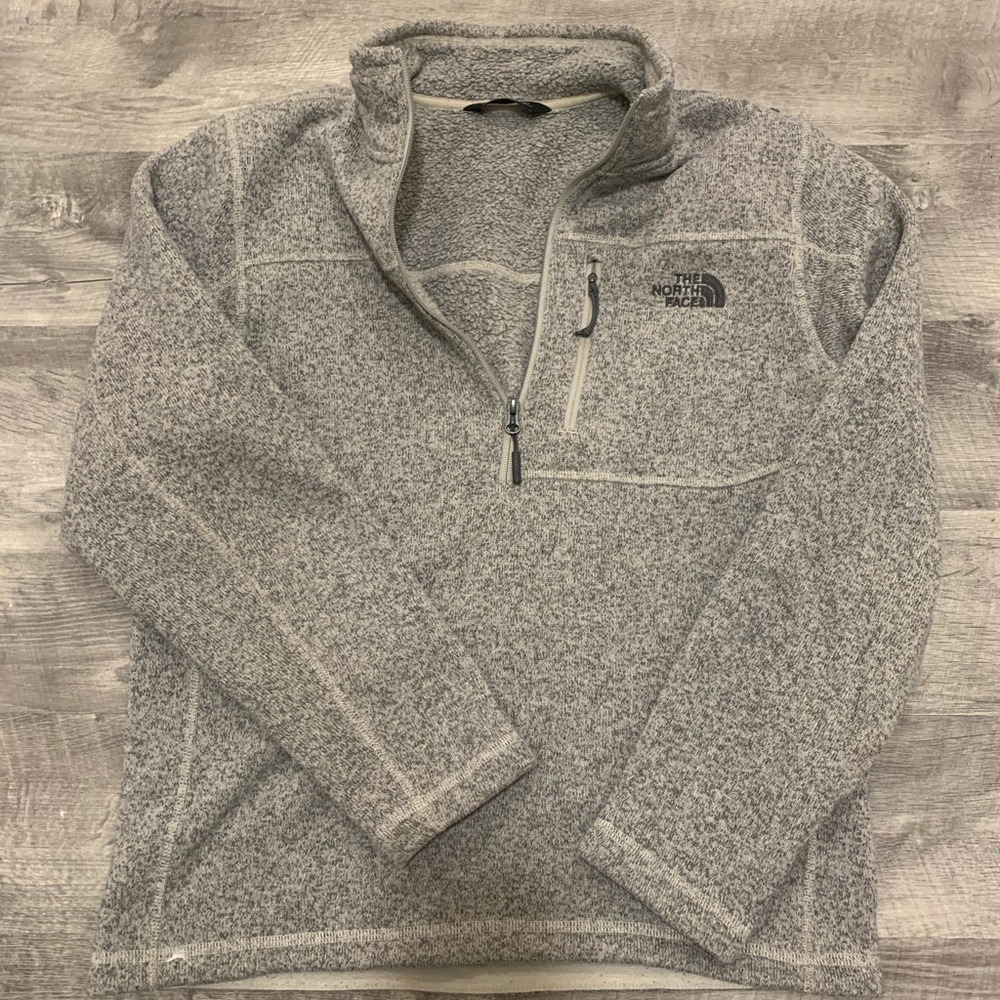 North face 3/4 pull over